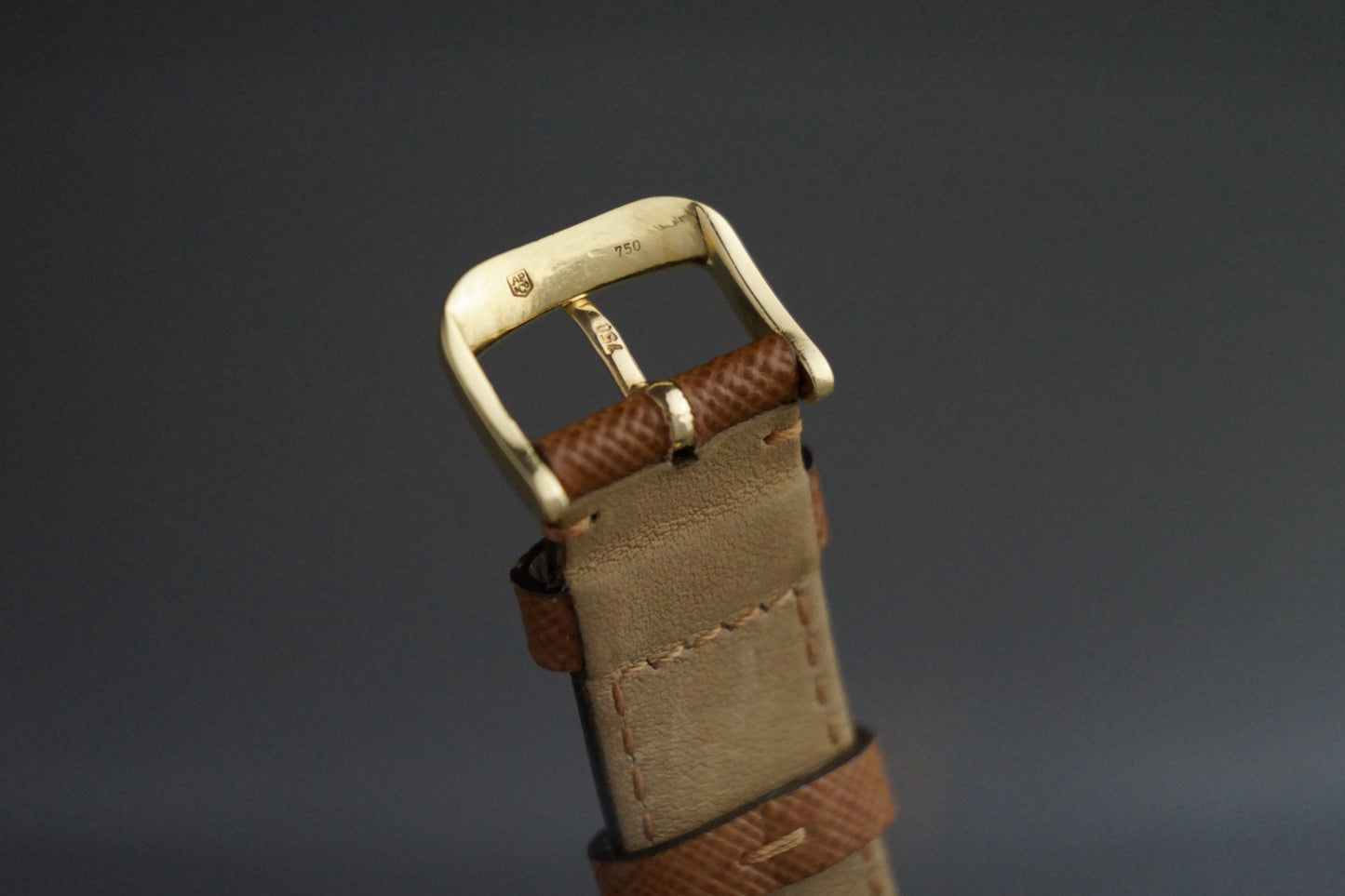Dual Time Automatik Réf. 25685 | Full Set 36mm 18K Gelbgold
