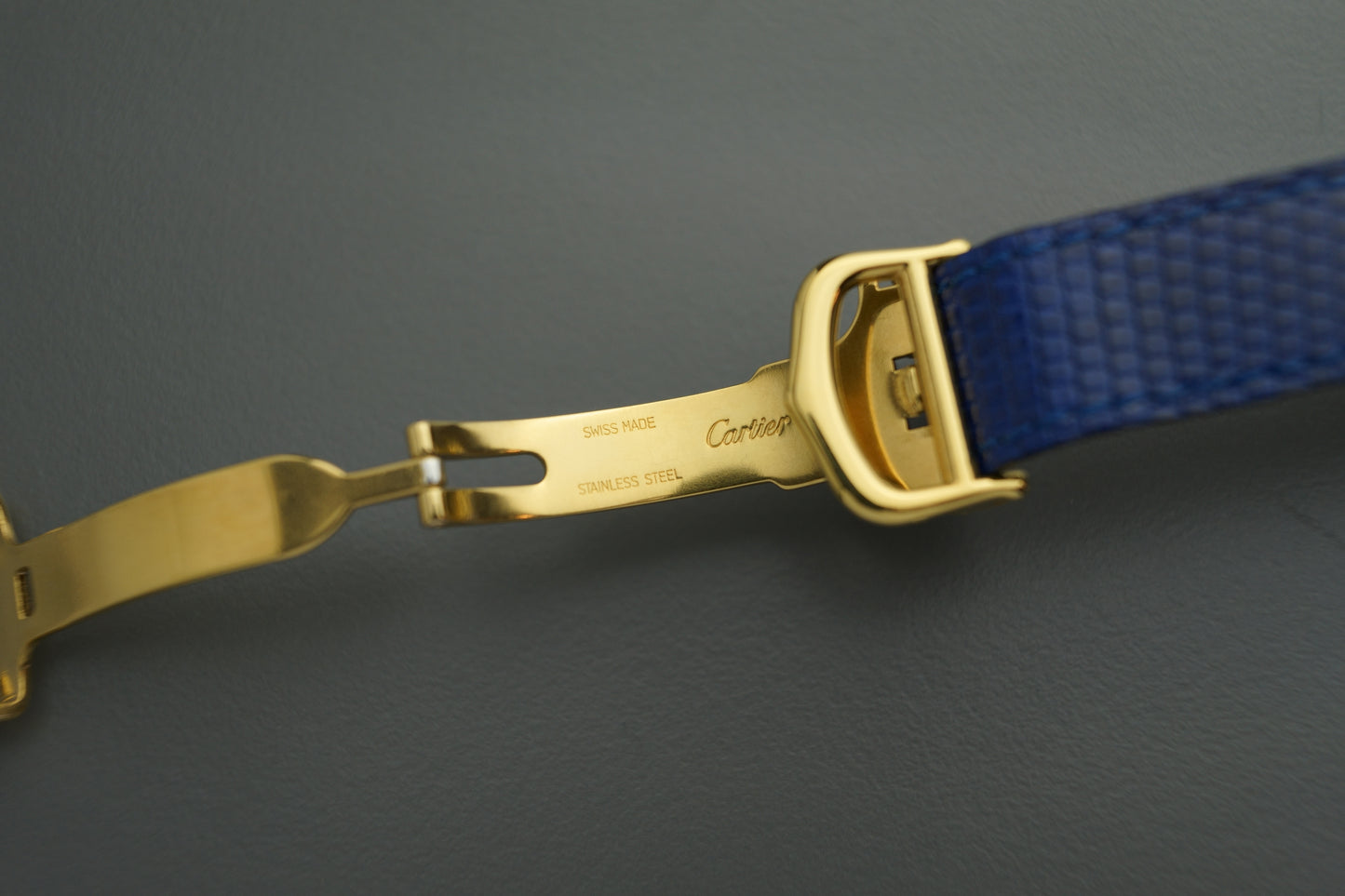 Tank Vermeil 2413 25 x 33 mm Arabic Numerals Etui