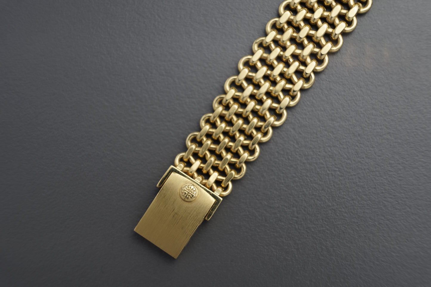 Ellipse d'Or Ref. 3848/001 | 27 x 32mm