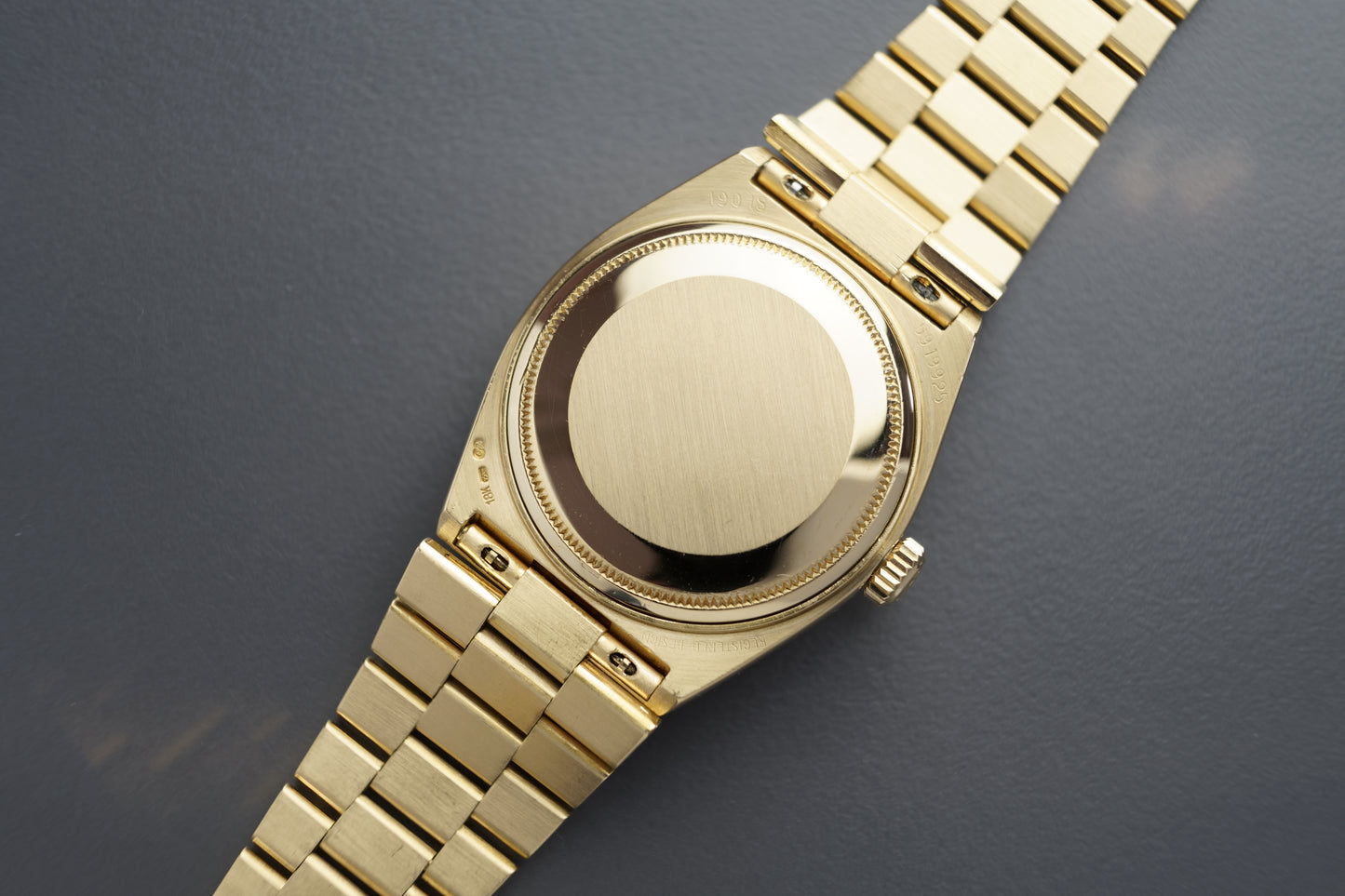 Oysterquartz Day-Date Ref. 19018 Weiß | 36mm Vollgold