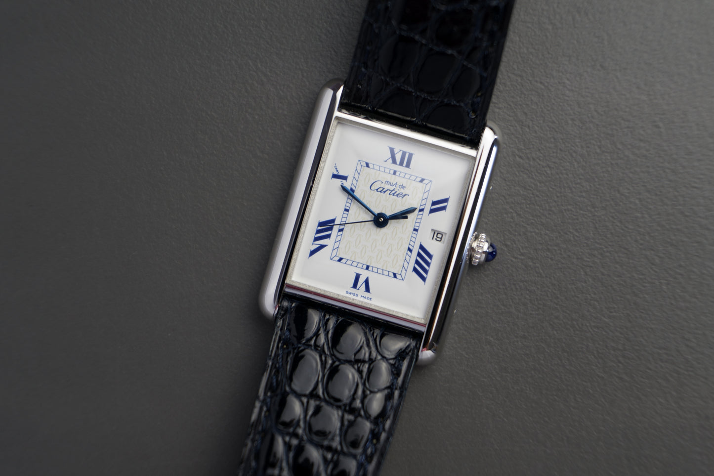 Tank Vermeil 2414 25 x 33 mm Roman Numerals