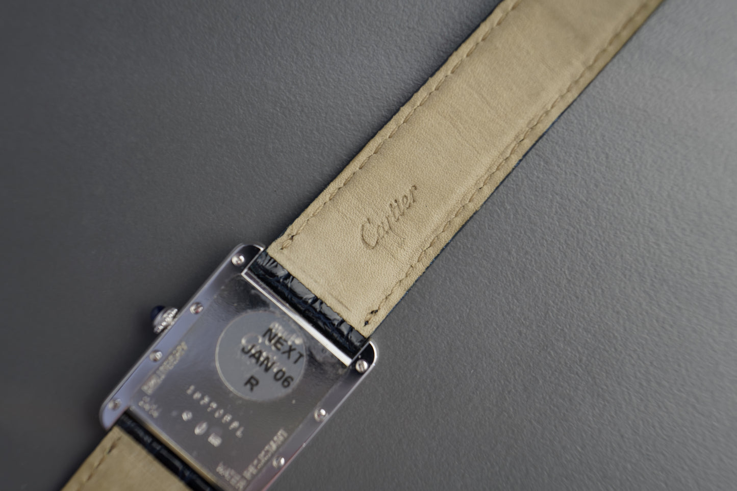 Tank Vermeil 2414 25 x 33 mm Roman Numerals
