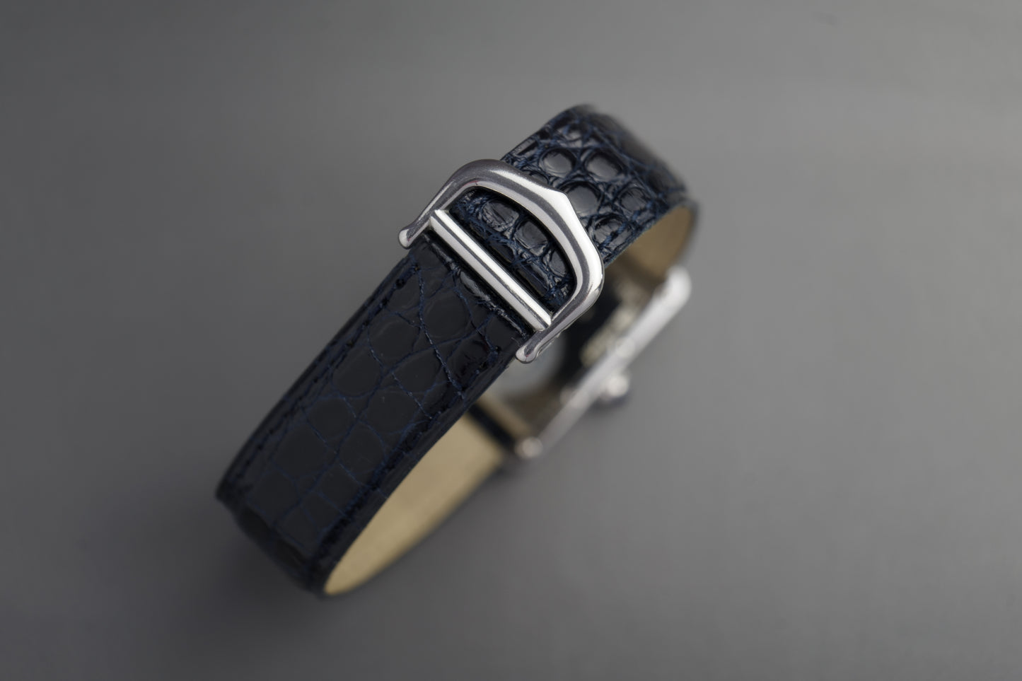 Tank Vermeil 2414 25 x 33 mm Roman Numerals
