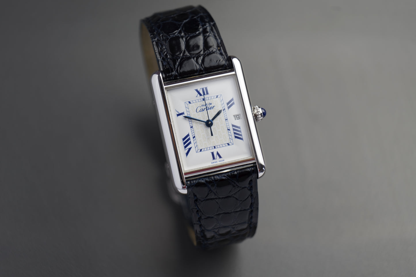 Tank Vermeil 2414 25 x 33 mm Roman Numerals
