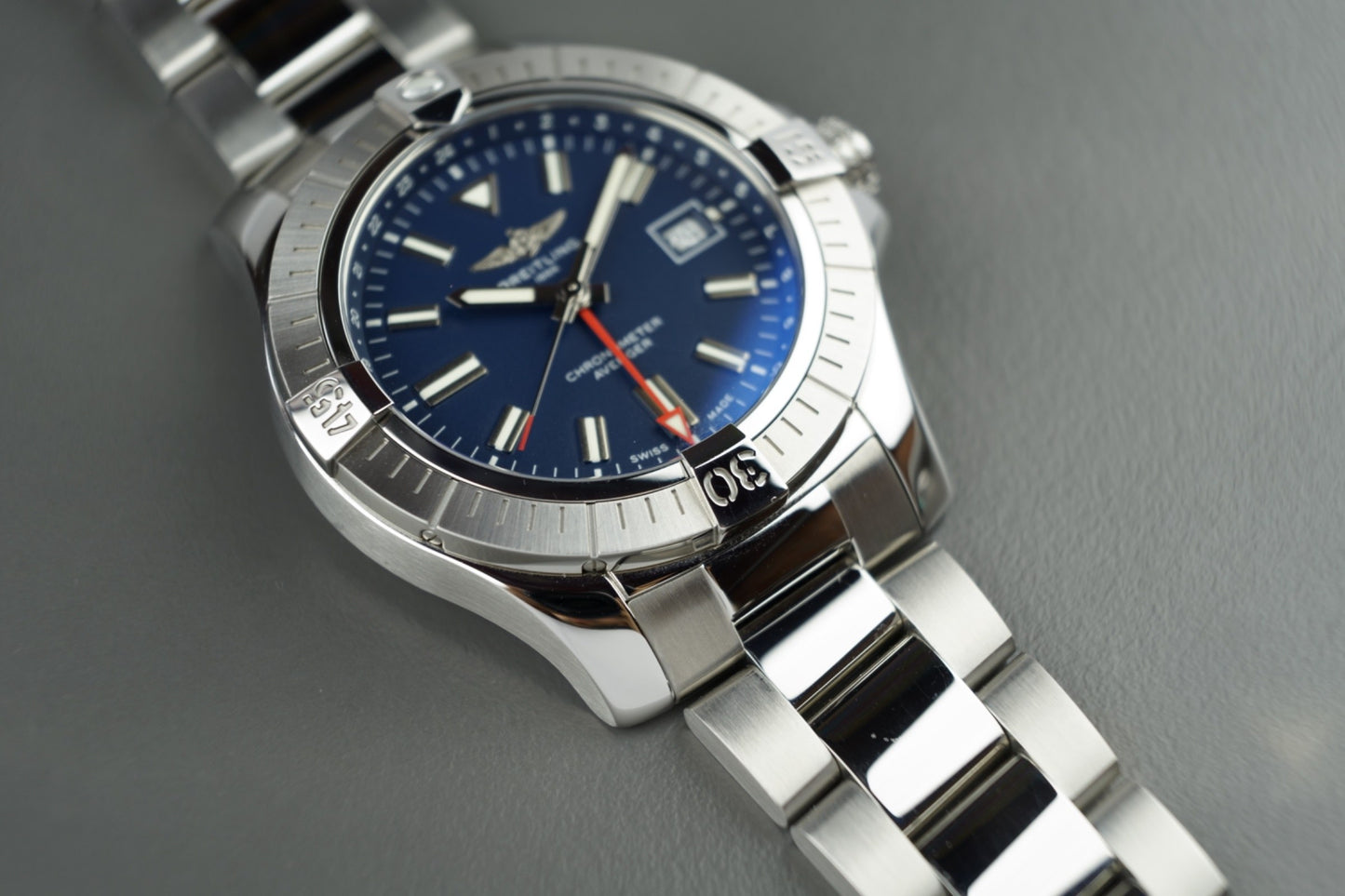 Avenger GMT 45mm Automatic