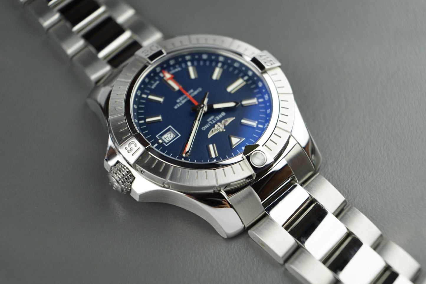 Avenger GMT 45mm Automatic