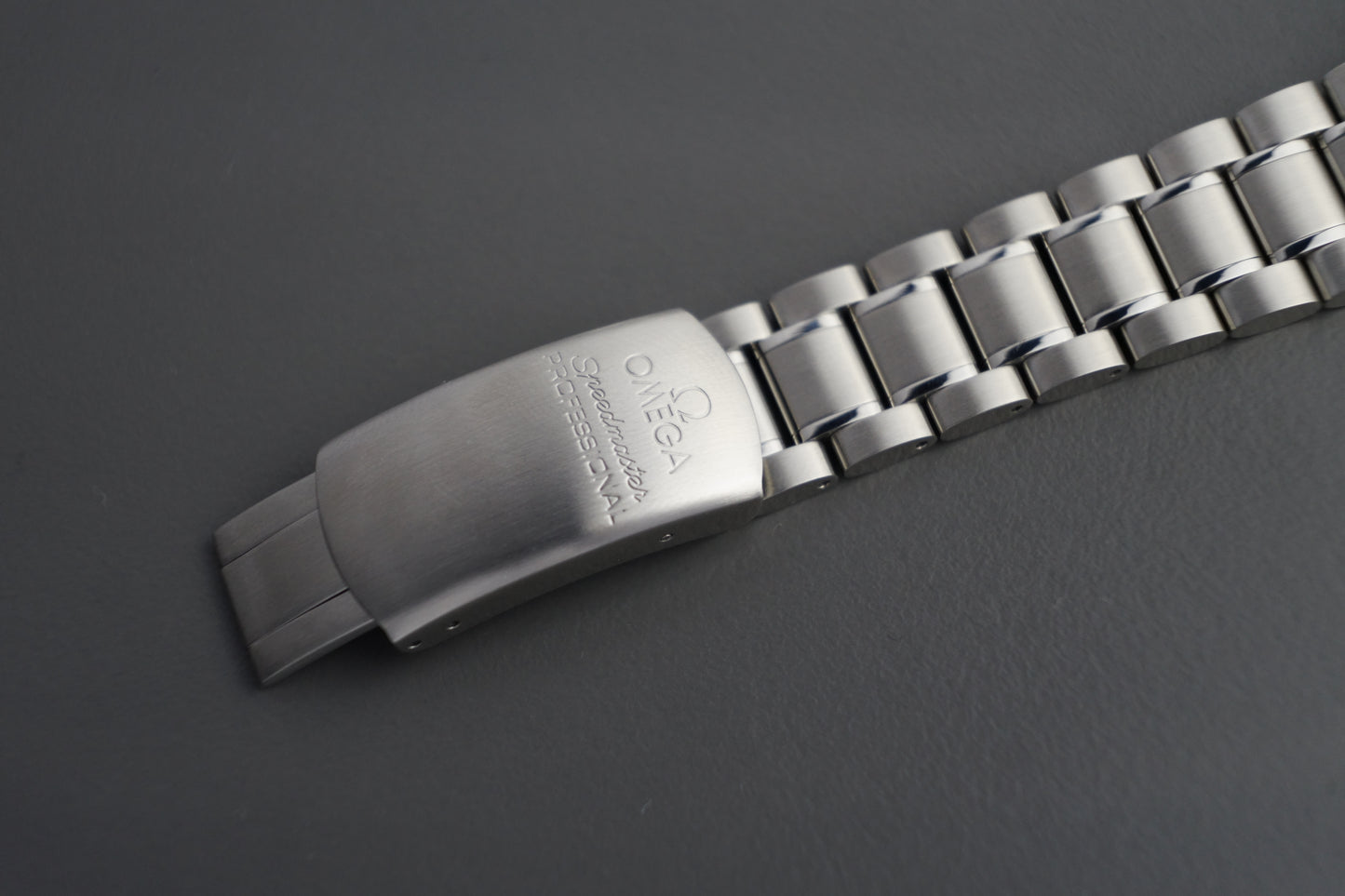 Speedmaster Moonwatch | 42mm Apollo II Limited Edition Réf. 35605000