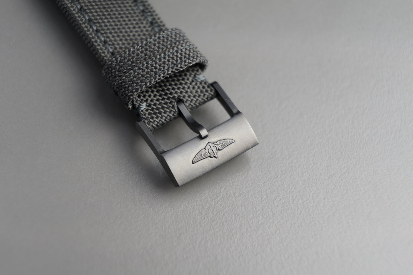 Avenger Blackbird 44 Titanium V17311 | Full Set TOP