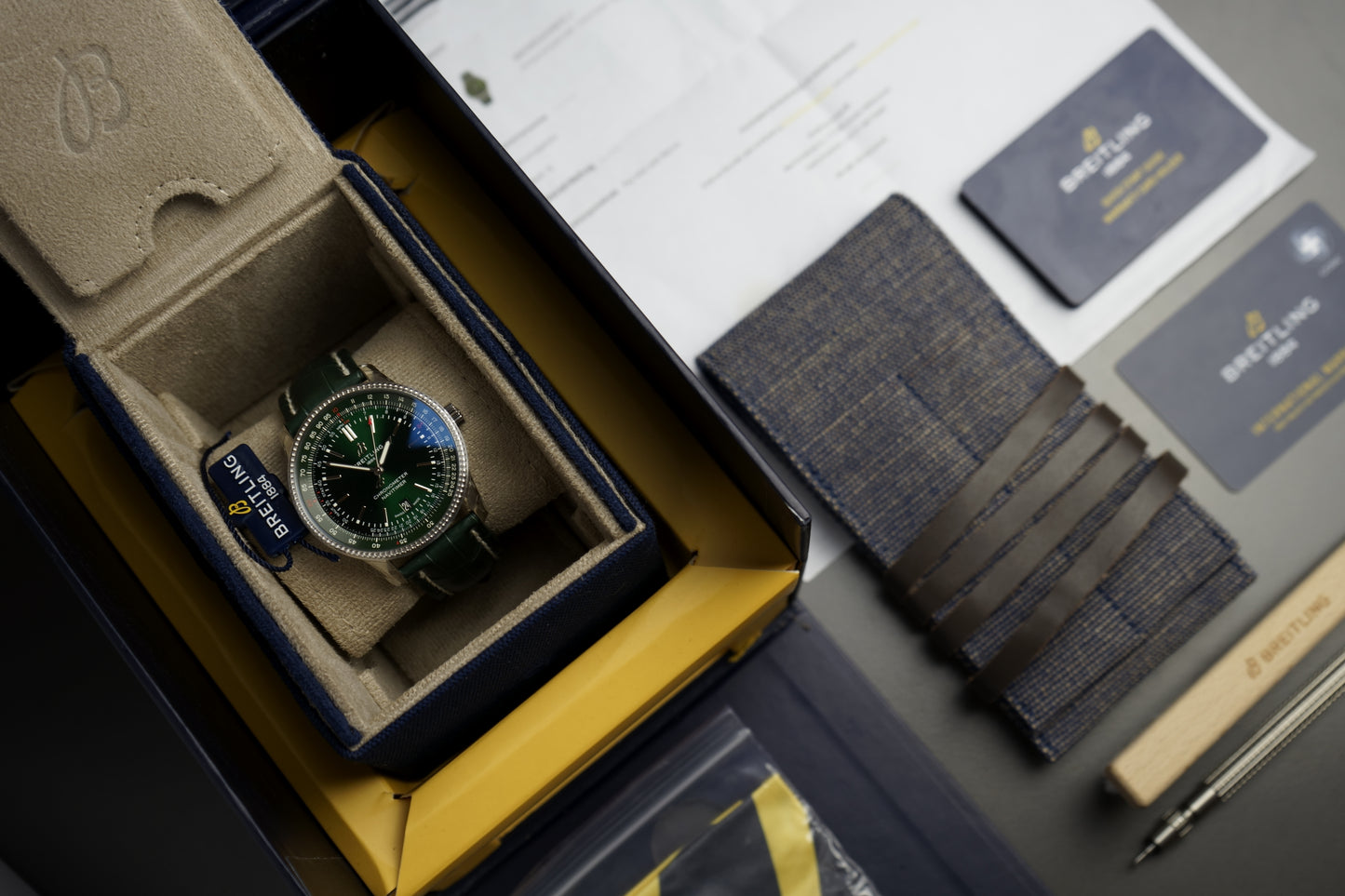 Navitimer Automatik Grün 41mm A17326 |  Full Set Verklebt