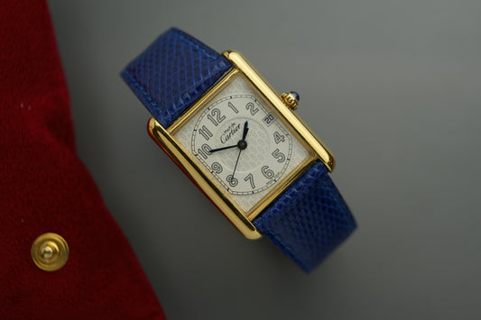 Tank Vermeil 2413 25 x 33 mm Arabic Numerals Etui