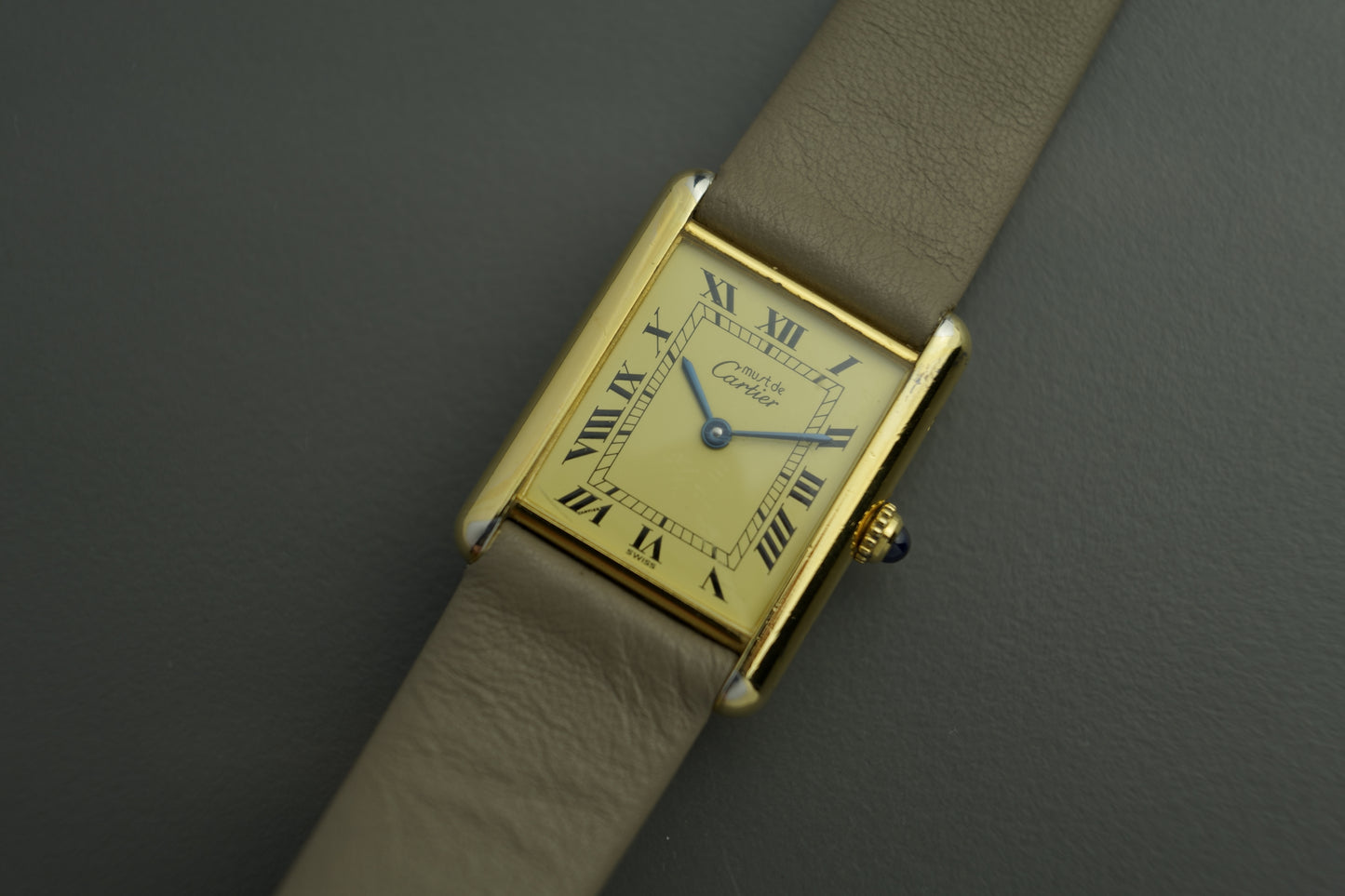 Tank Vermeil 23 x 30 mm Etui Roman 590005 | Box & Papiere