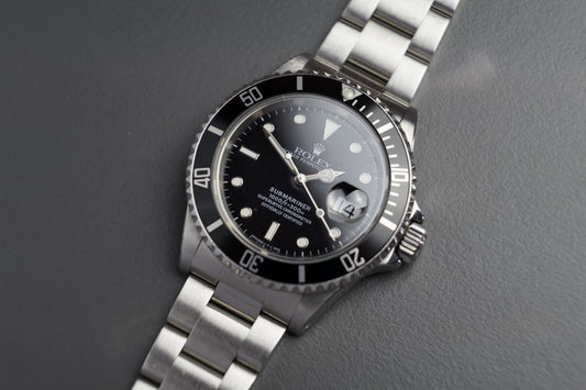 Submariner Date Stahl 16610 schwarzes Zifferblatt | 40mm