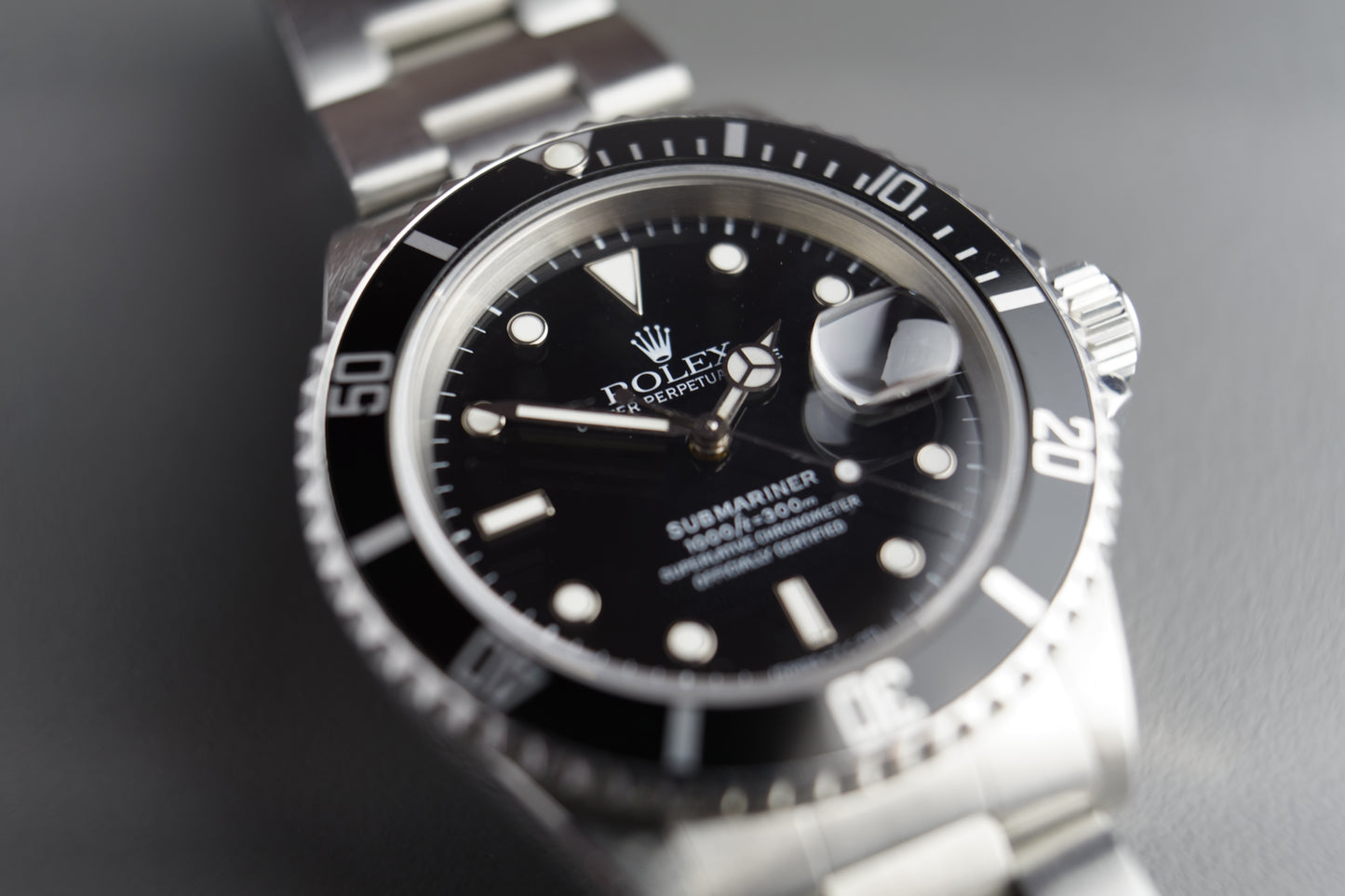 Submariner Date Stahl 16610 schwarzes Zifferblatt | 40mm