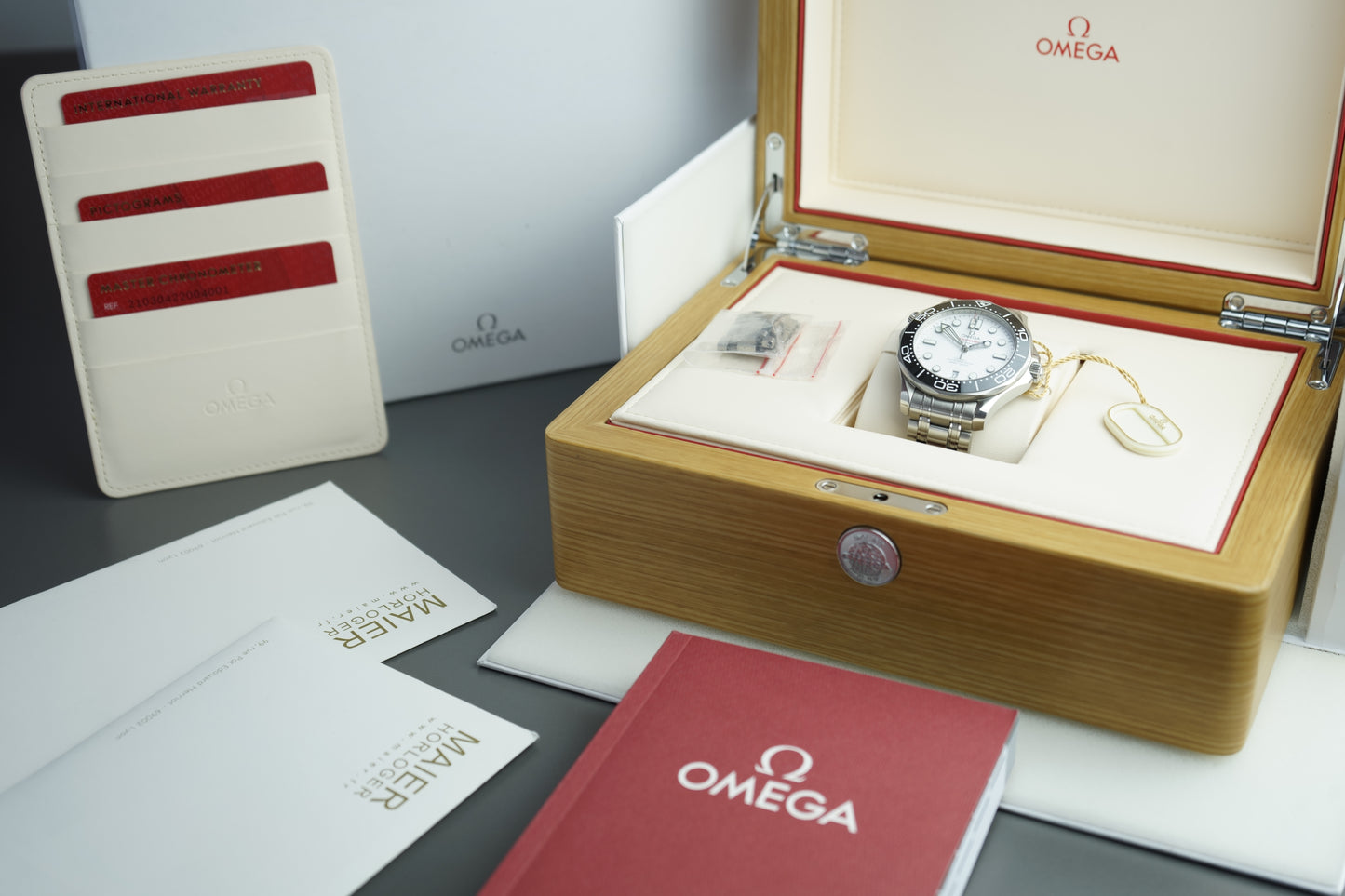 Seamaster Professional 300m Full Set 2024 Weiß | 42mm Automatik
